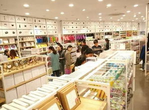 在中國年銷100億的10元連鎖店來加拿大了 還等啥 準備好錢買買買啊
